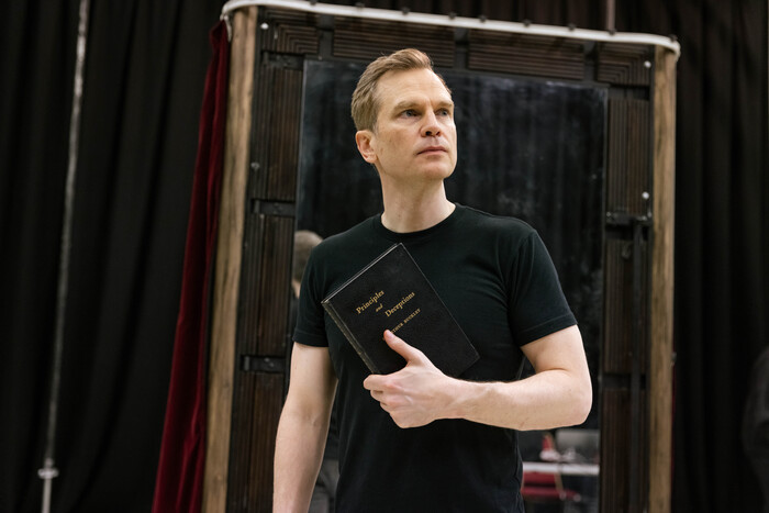 Photos: Inside Rehearsal For PRINCIPLES OF DECEPTION  at Royal and Derngate, Northampton 