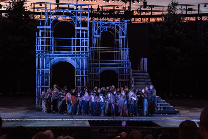 Exclusive Photos: See John Riddle, Jordan Donica & Teal Wicks in LES MISERABLES at The Muny Image