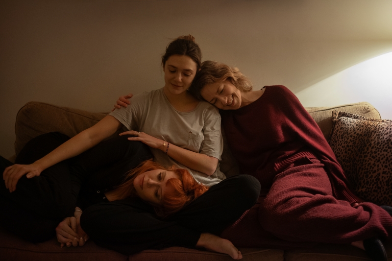 Netflix's HIS THREE DAUGHTERS With Carrie Coon Will Release This Fall 