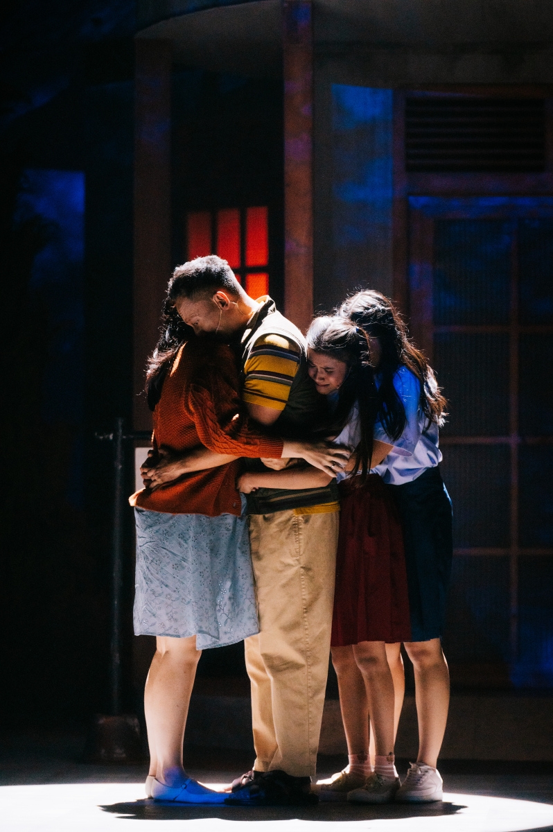 Review: Rooted in Familial Warmth, MUSIKAL KELUARGA CEMARA Blossoms with Spectacle Image