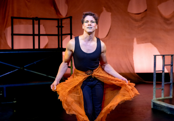 Photos: First Look at PARROTS AT THE PAGODA at Pregones/PRTT Image