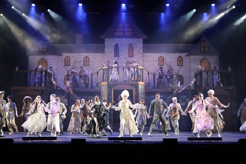 Review: THE ADDAMS FAMILY at The Redondo Beach Performing Arts Center 