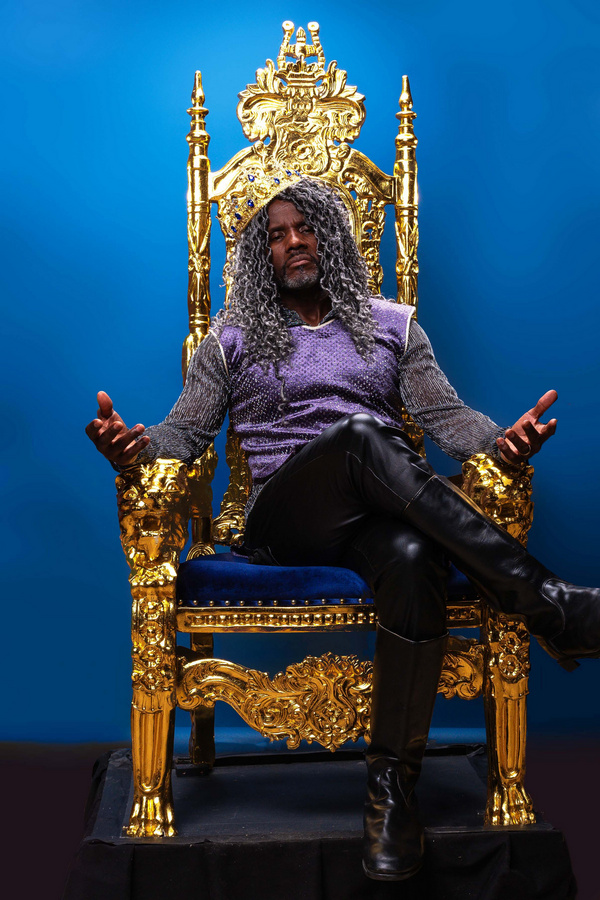 Photos: First Look at Vanguard Theater's PIPPIN Image