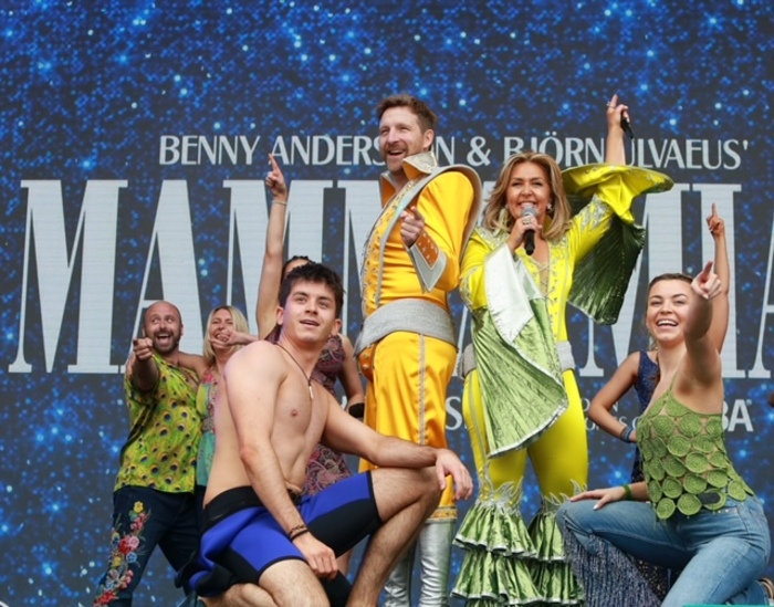 Photos: WICKED, FROZEN, CABARET, and More Perform at Day One of WEST END LIVE 