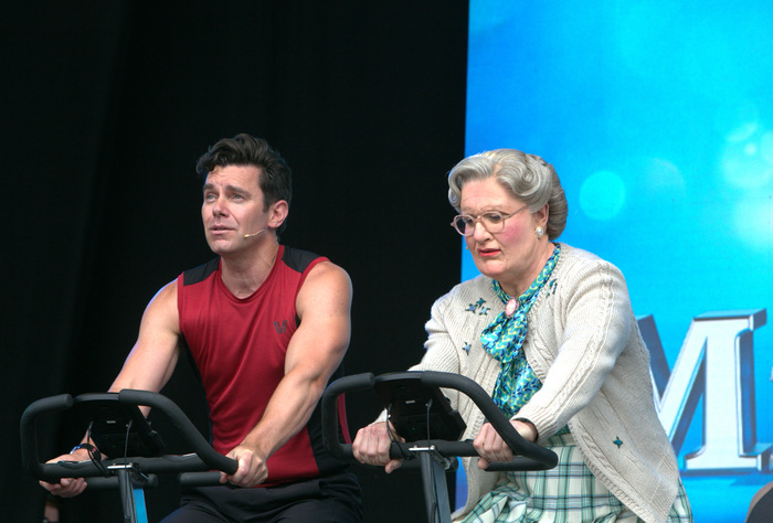 Photos: HADESTOWN, HEATHERS, and More Perform at Day Two of WEST END LIVE Image