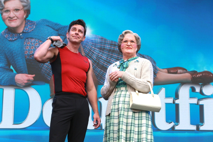 Photos: HADESTOWN, HEATHERS, and More Perform at Day Two of WEST END LIVE Image