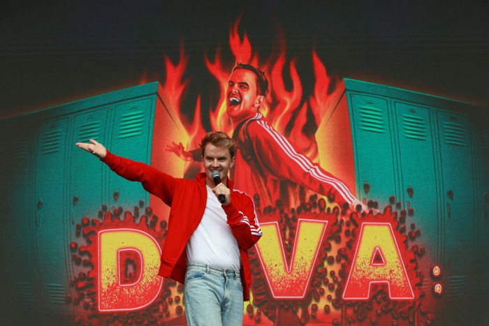 Photos: HADESTOWN, HEATHERS, and More Perform at Day Two of WEST END LIVE Image
