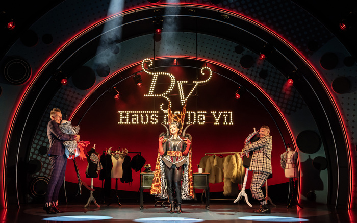 Photos: First Look At the UK Tour of 101 DALMATIANS THE MUSICAL Image