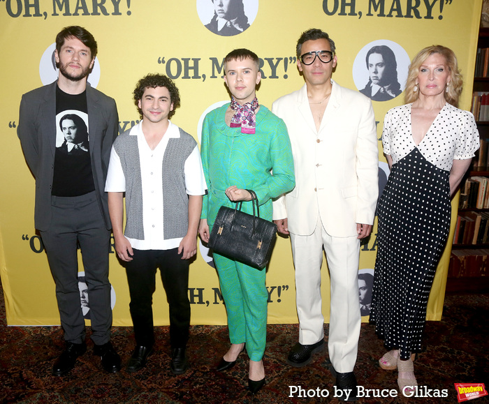 Photos: The Cast of OH, MARY! Meets the Press Image