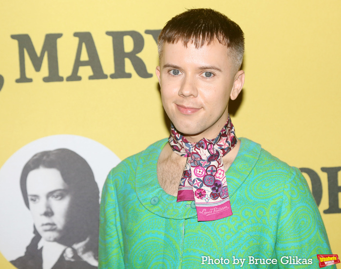 Photos: The Cast of OH, MARY! Meets the Press Image