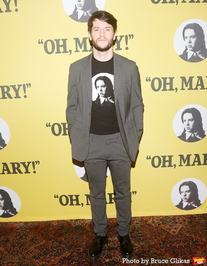 Photos: The Cast of OH, MARY! Meets the Press Image