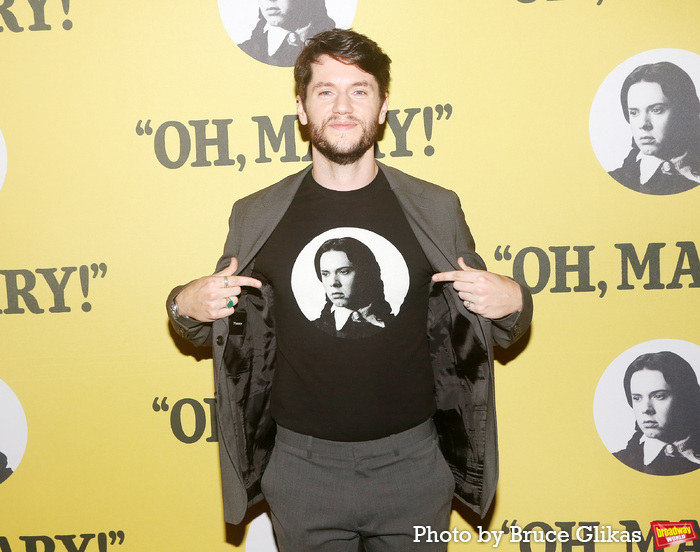 Photos: The Cast of OH, MARY! Meets the Press Image