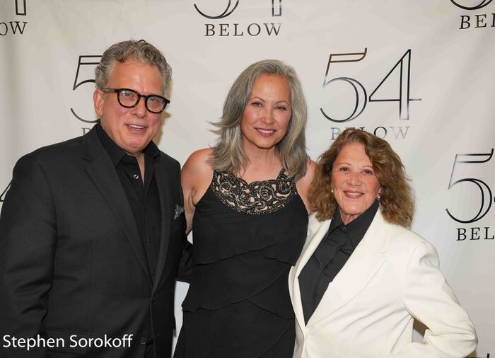 Photos: Linda Eder Continues Run at 54 Below Image