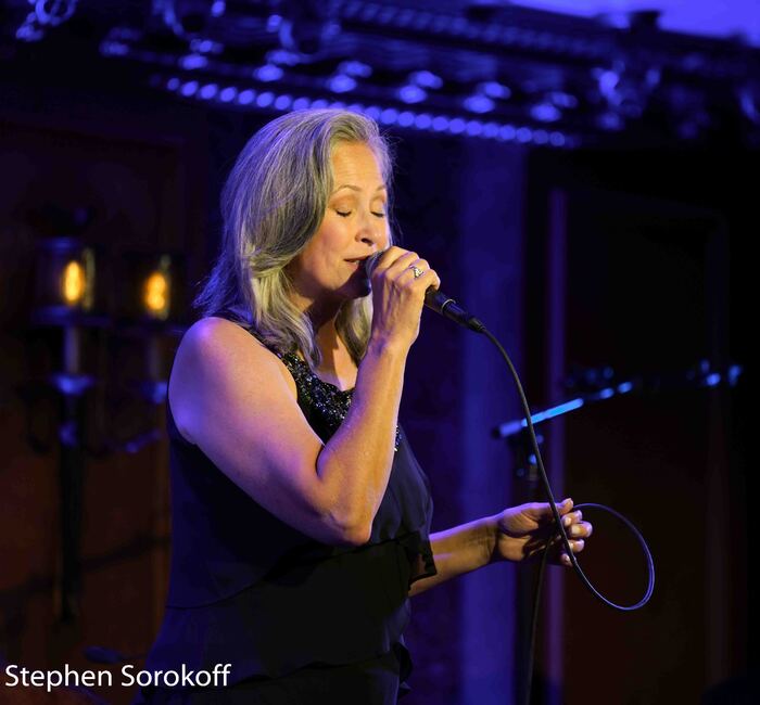 Photos: Linda Eder Continues Run at 54 Below  Image