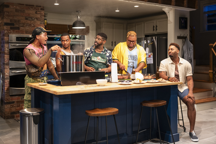 Photos: First Look at THE HOTWING KING at Writers Theatre Image