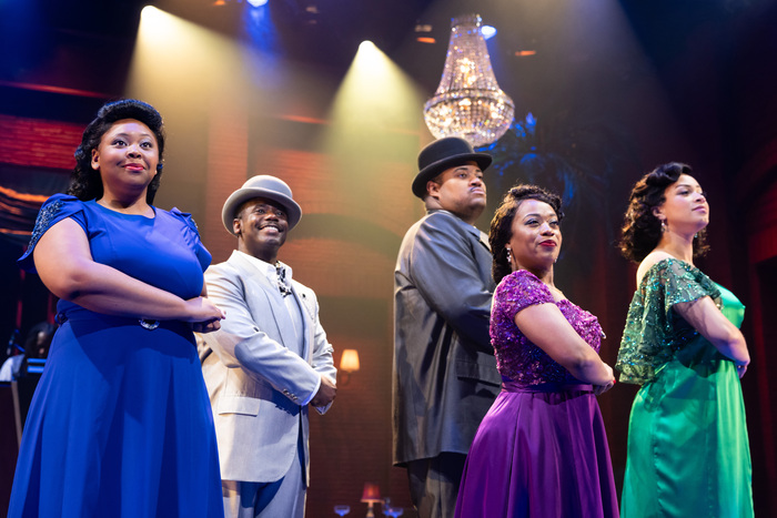 Photos: First Look at Drury Lane Theatre's AIN'T MISBEHAVIN' Image