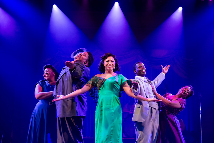 Photos: First Look at Drury Lane Theatre's AIN'T MISBEHAVIN' Image