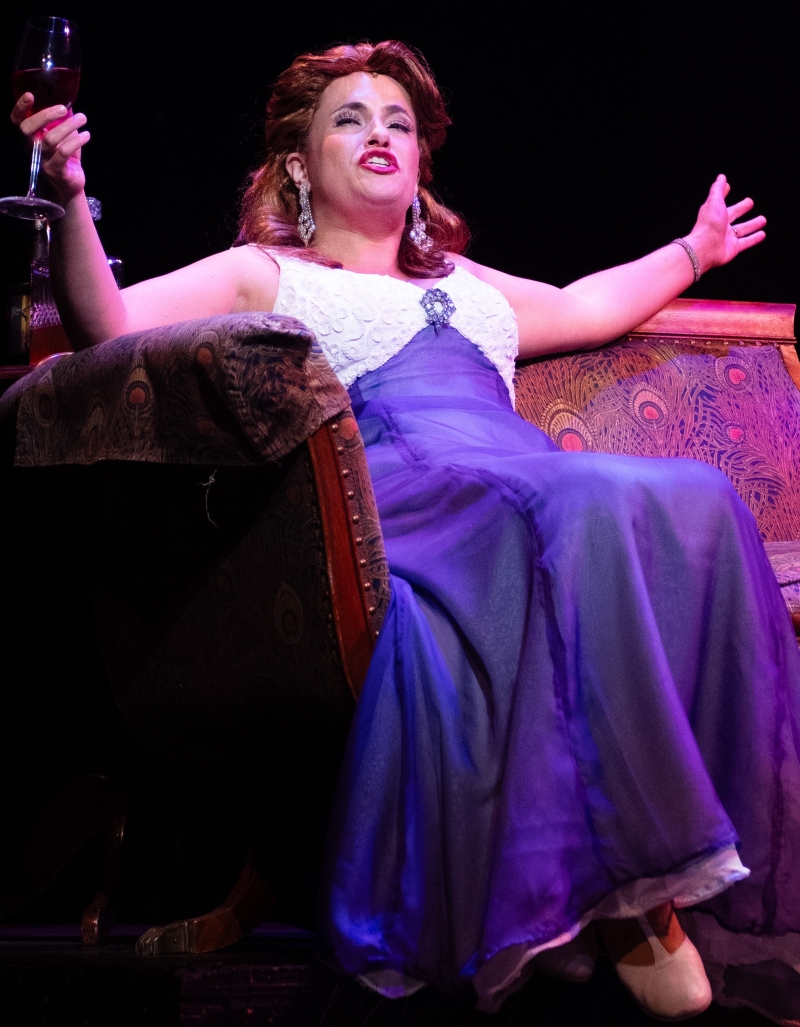 Review: CATCH ME IF YOU CAN at Playhouse On The Square Image