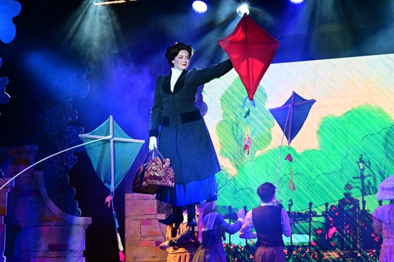 Review: MARY POPPINS at Broadway Palm Dinner Theatre  Image