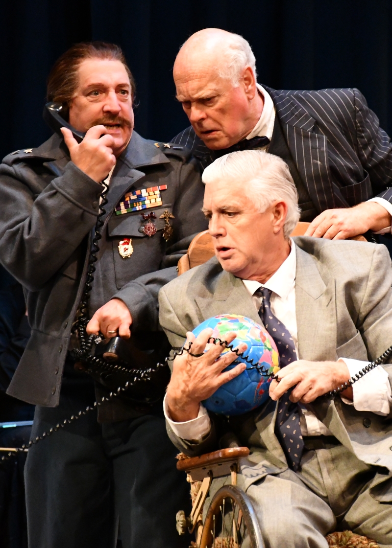 Review: BIG TROUBLE AT LITTLE YALTA at Central Standard Theatre  Image