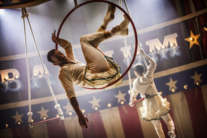 Review: BARNUM, Watermill Theatre  Image