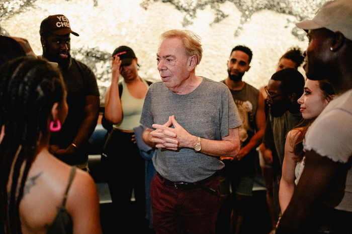 Photos: Inside Andrew Lloyd Webber's Visit to CATS: THE JELLICLE BALL Image