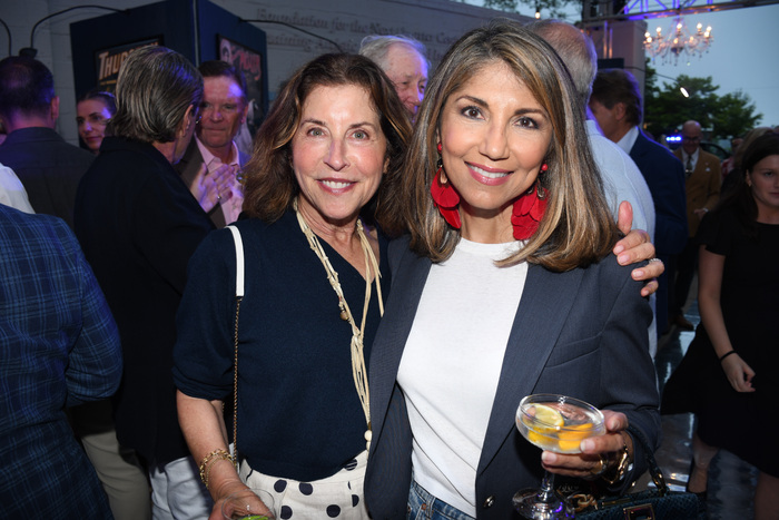 Photos: Go Inside Bay Street Theater's 32nd Annual Benefit Gala MAYBE THEY'RE MAGIC...!  Image