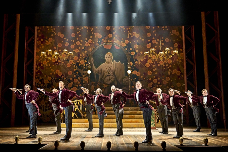 Review: HELLO, DOLLY!, The London Palladium Image
