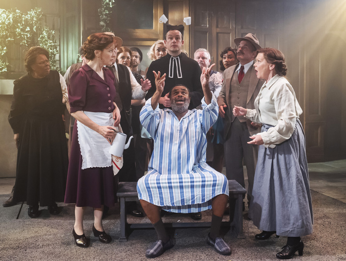 Review: THE BAKER'S WIFE, Menier Chocolate Factory Image