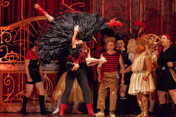 Emily Cardea (Dancer), Nicholas Sipes (Dancer), the Santa Fe Opera Chorus, photo by C Photo