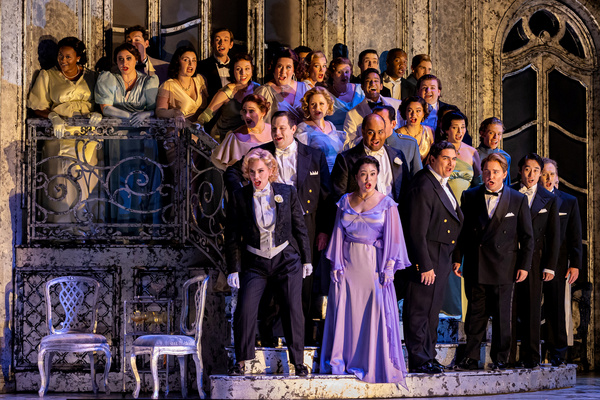 Photos: LA TRAVIATA at Santa Fe Opera  Image