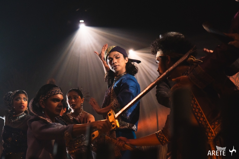 Photos: SINTANG DALISAY, Filipino-Ethnic Adaptation of 'Romeo and Juliet' Image