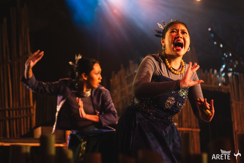Photos: SINTANG DALISAY, Filipino-Ethnic Adaptation of 'Romeo and Juliet' Image