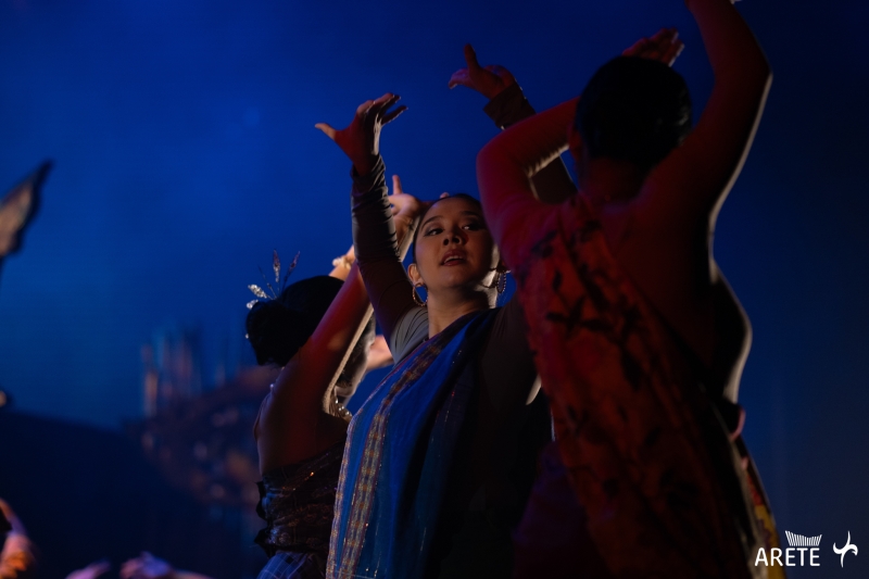 Photos: SINTANG DALISAY, Filipino-Ethnic Adaptation of 'Romeo and Juliet' Image