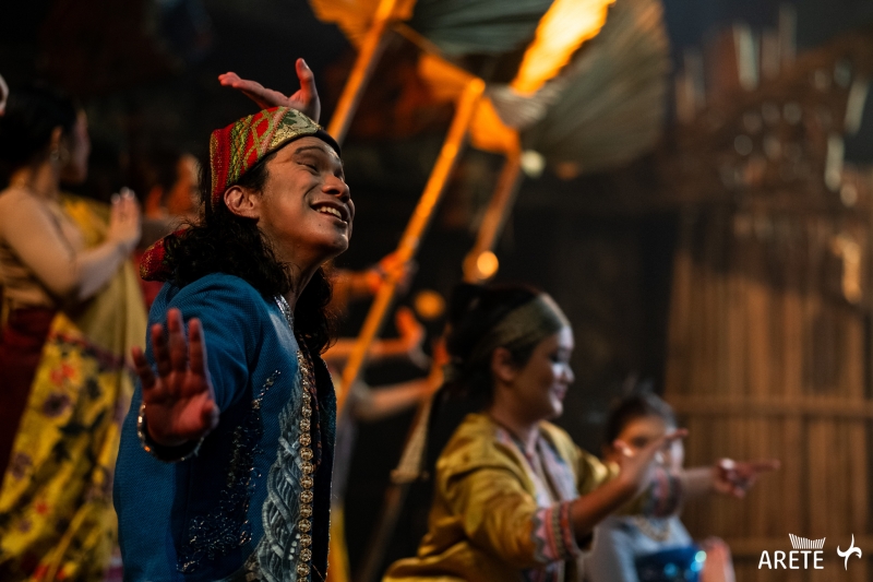 Photos: SINTANG DALISAY, Filipino-Ethnic Adaptation of 'Romeo and Juliet' Image