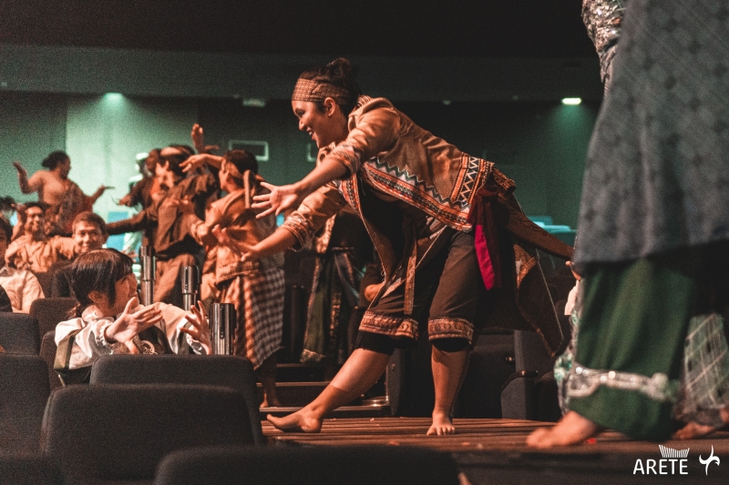 Photos: SINTANG DALISAY, Filipino-Ethnic Adaptation of 'Romeo and Juliet' Image