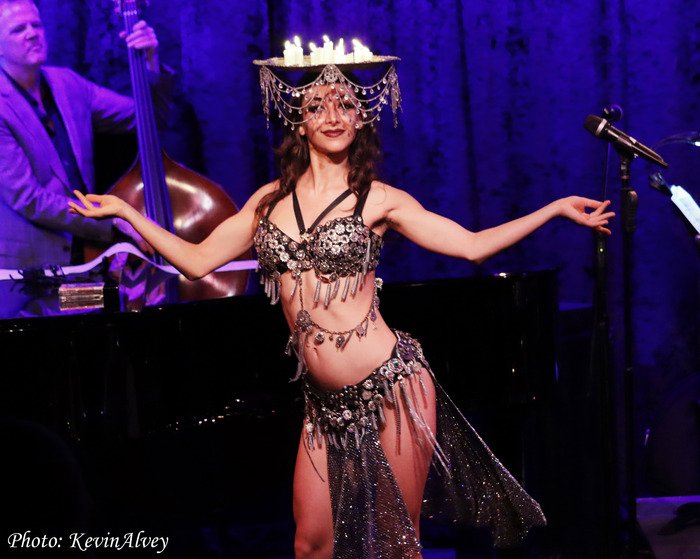 Photos: Nicole Henry, Max Von Essen, and More Perform at JIM CARUSO'S CAST PARTY  Image