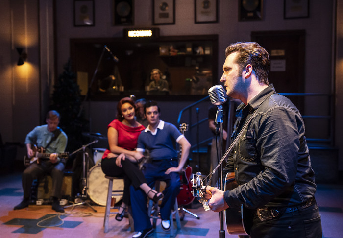 Photos: MILLION DOLLAR QUARTET at Paramount Theatre  Image