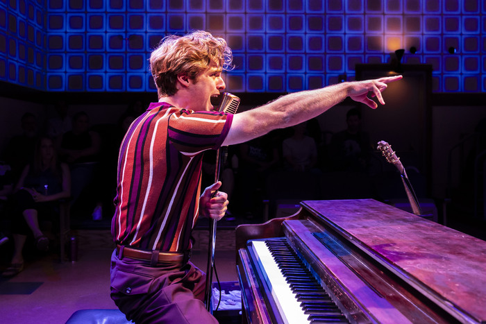 Photos: MILLION DOLLAR QUARTET at Paramount Theatre  Image