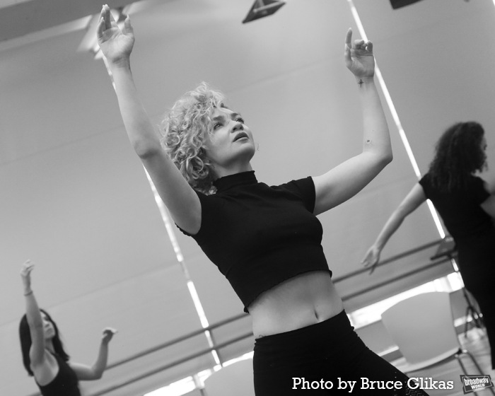 Photos: Cast of NINE at the Kennedy Center Meets the Press Image