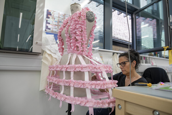 Photos: Go Behind the Scenes of SCHOOL FOR SCANDAL At Royal Shakespeare Company  Image