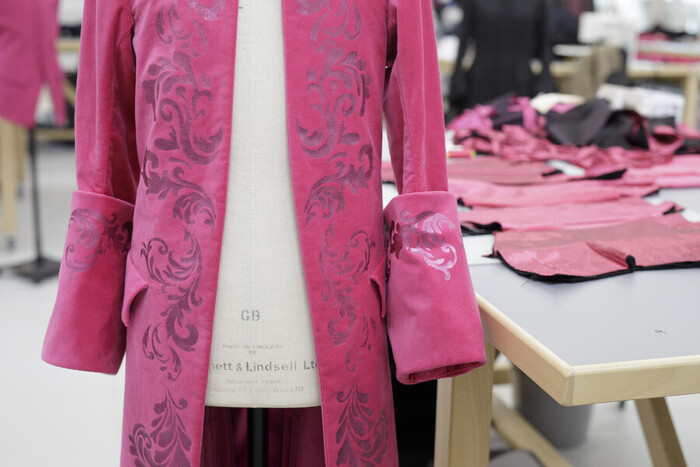 Photos: Go Behind the Scenes of SCHOOL FOR SCANDAL At Royal Shakespeare Company Image