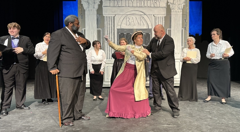 Review: DISNEY AND CAMERON MACKINTOSH'S MARY POPPINS at South Arkansas Arts Center  Image