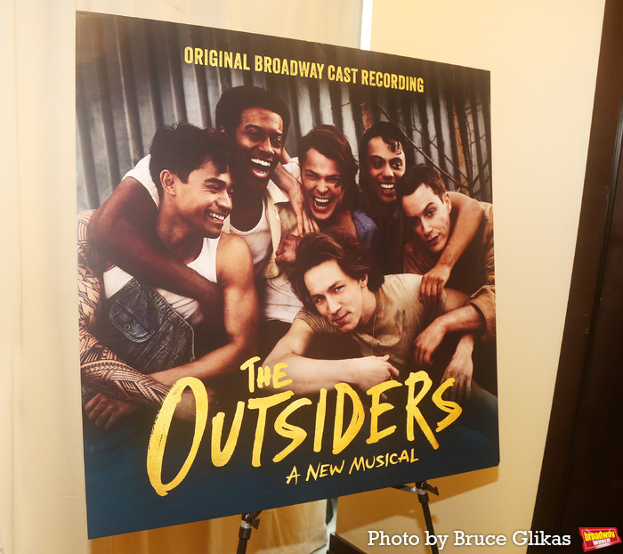 Photos: THE OUTSIDERS Cast Signs Original Broadway Cast Recording at Barnes & Noble Image