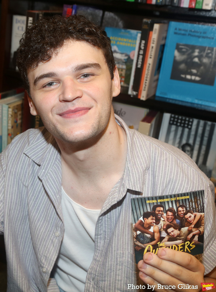 Photos: THE OUTSIDERS Cast Signs Original Broadway Cast Recording at Barnes & Noble Image
