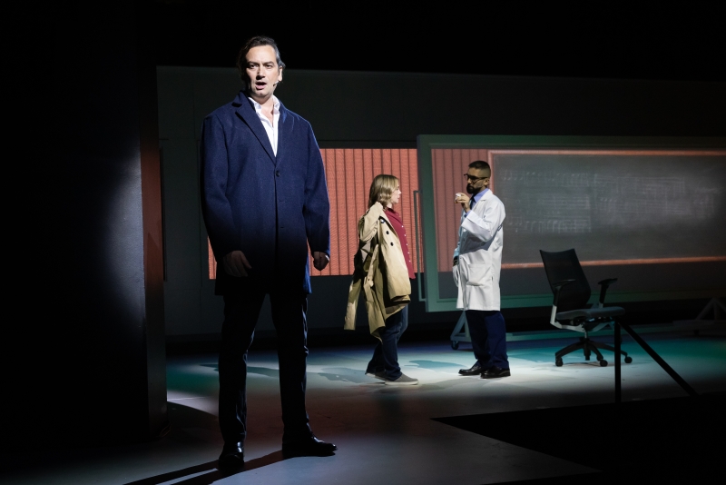 Review: NEXT TO NORMAL at Houston Broadway Theatre Image