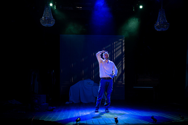 Photos: World Premiere of TODD VS. THE TITANIC at The Hangar Theatre  Image