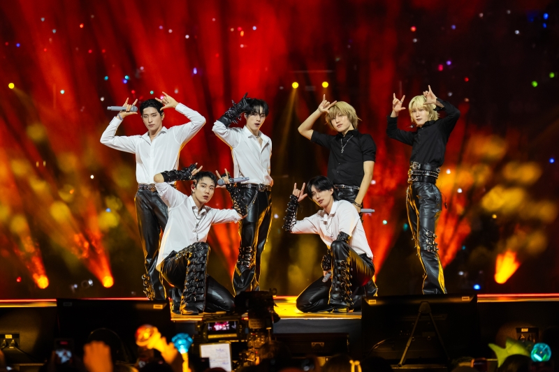 KCON LA 2024 Recap: A K-Pop Fan's Paradise  Image