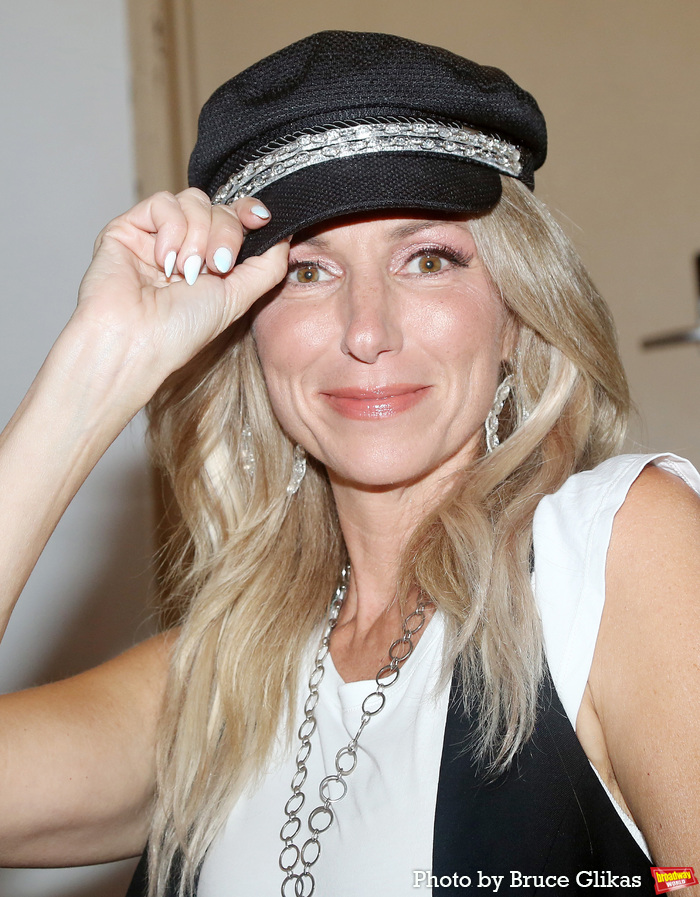 Debbie Gibson  Photo