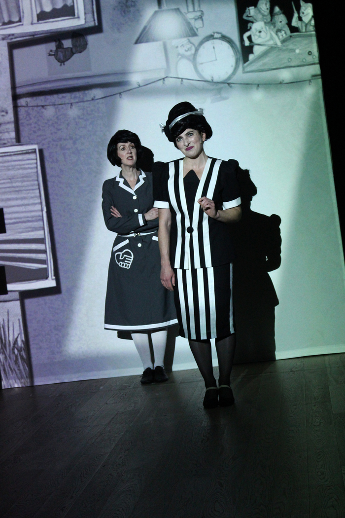 Photos: First Look At PLEASE RIGHT BACK UK Tour Image